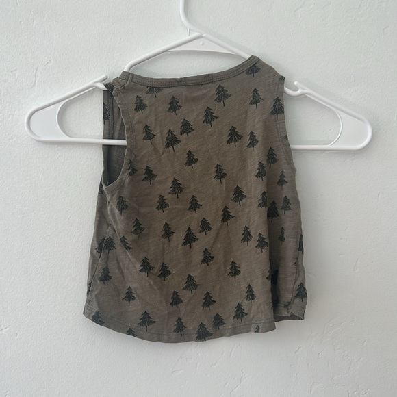 Rylee & cru tree tee - Picture 3 of 3